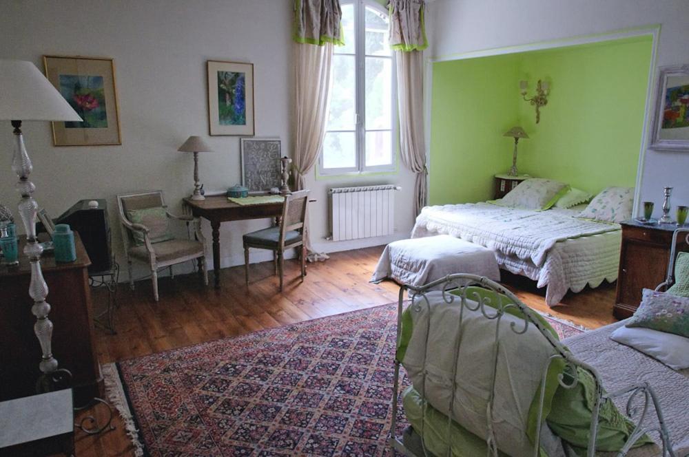 Le Domaine De Saint Veran Orgon Luaran gambar
