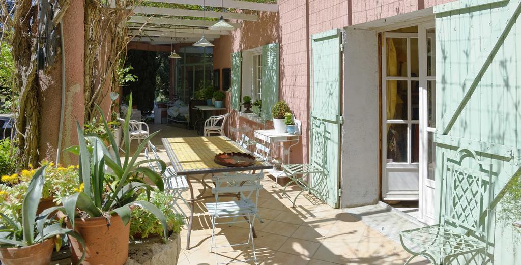 Le Domaine De Saint Veran Orgon Luaran gambar
