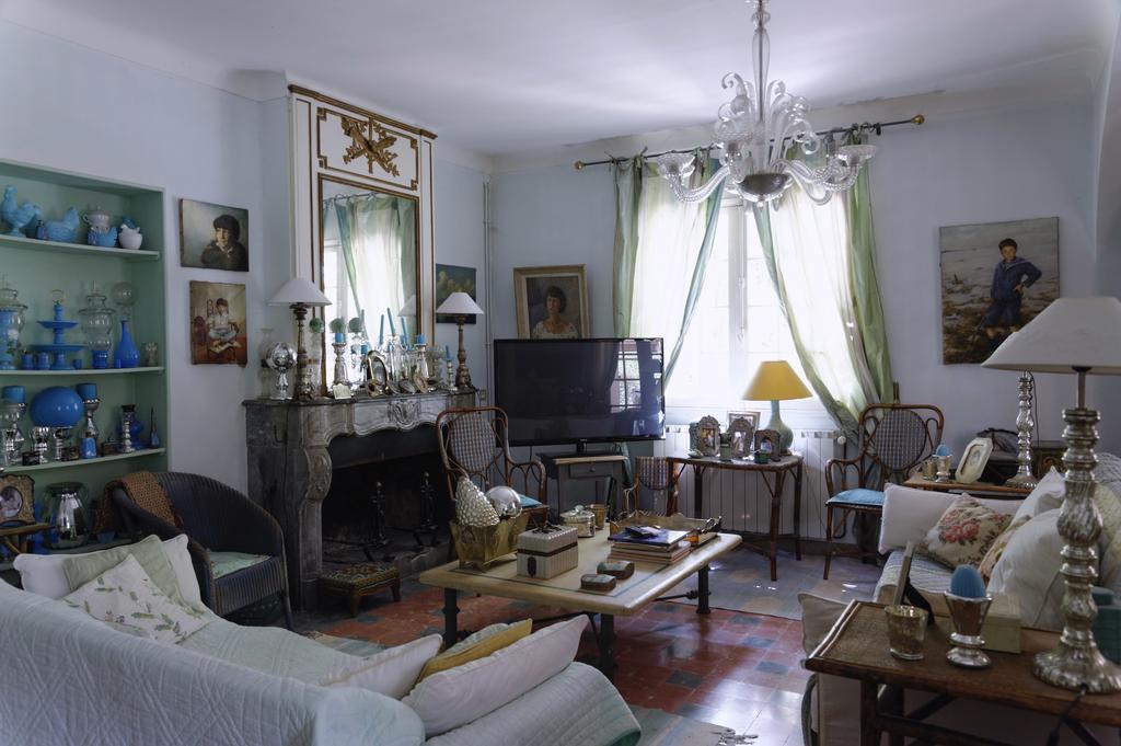 Le Domaine De Saint Veran Orgon Luaran gambar